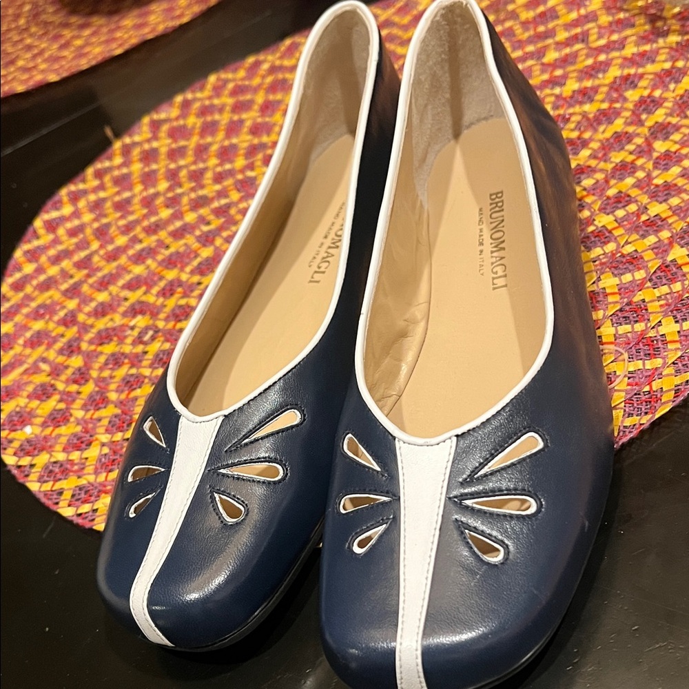 Bruno Magli Navy and White Leather Cutout Ballet Flats
